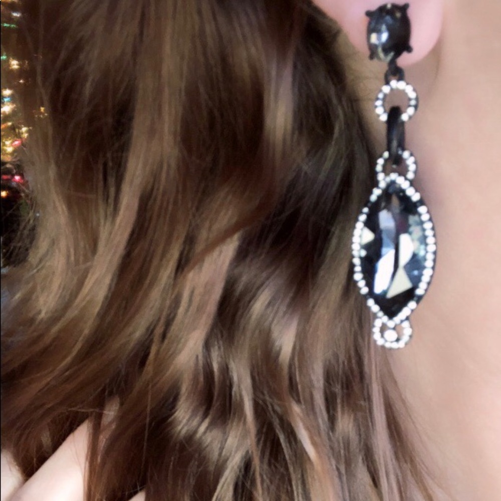 Beautiful black and crystal cocktail earrings